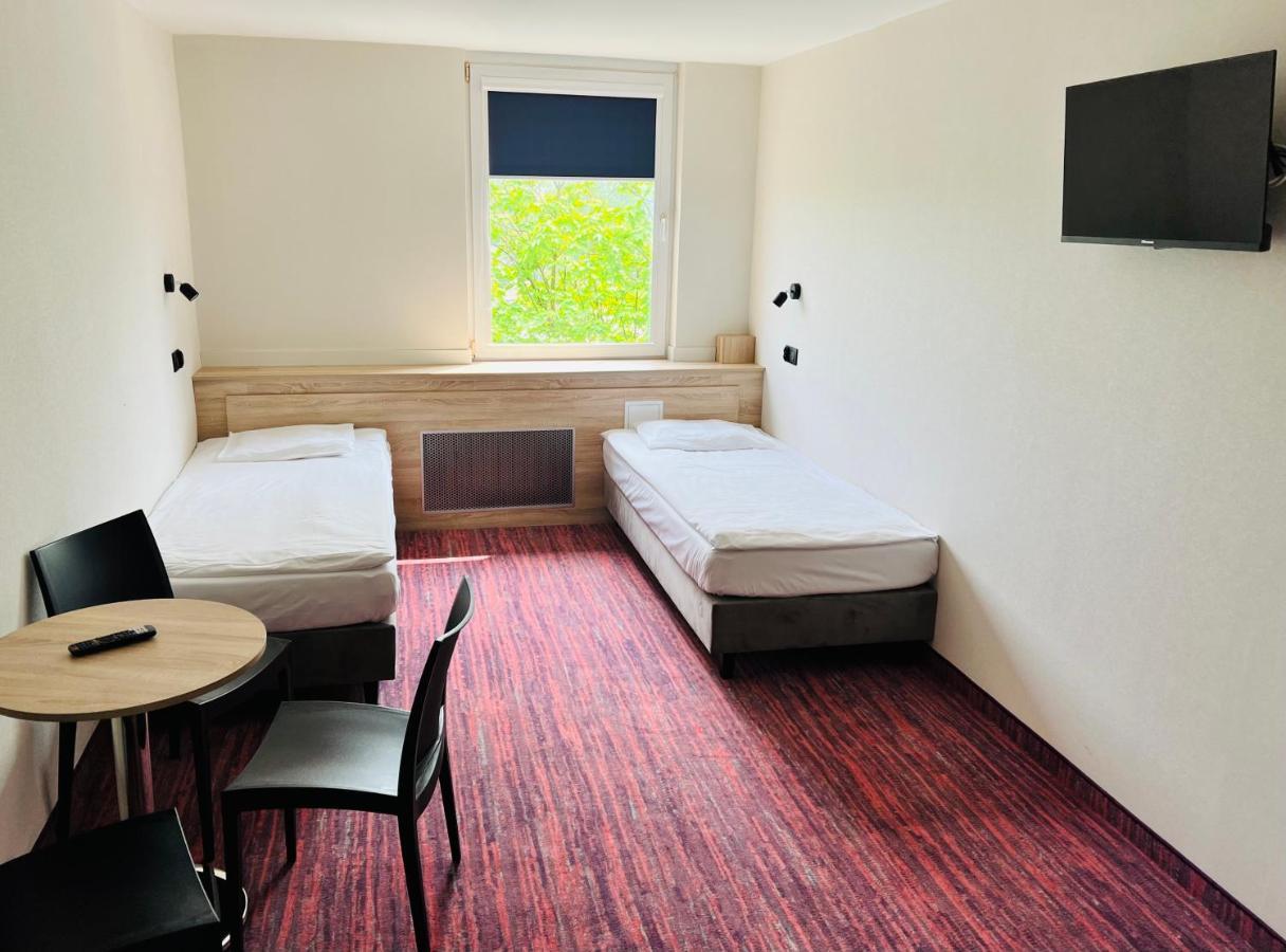 Hotel Rok 克拉科夫 外观 照片
