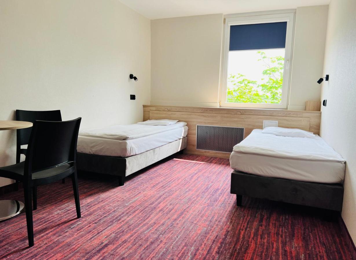 Hotel Rok 克拉科夫 外观 照片
