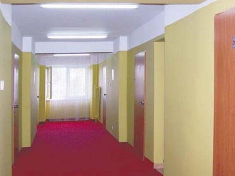 Hotel Rok 克拉科夫 外观 照片