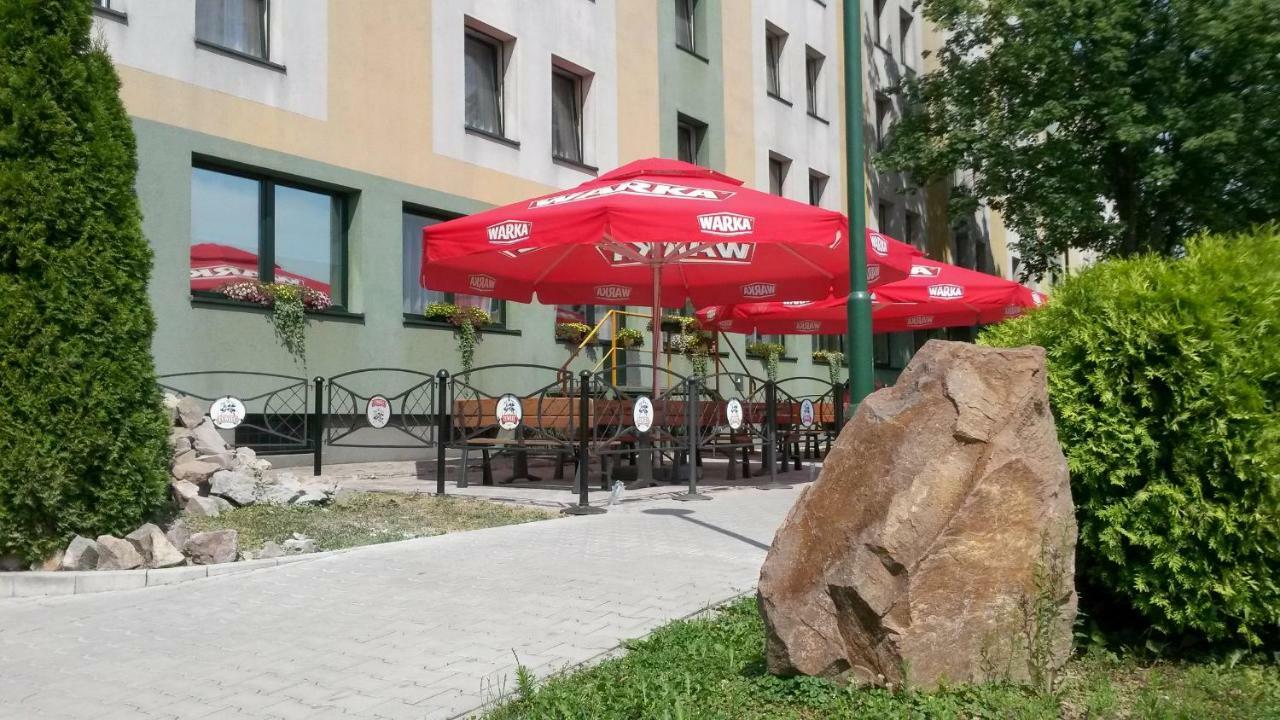 Hotel Rok 克拉科夫 外观 照片